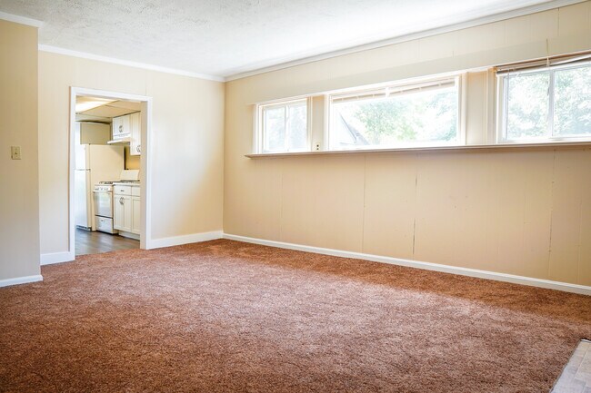 Building Photo - 435 N Water St