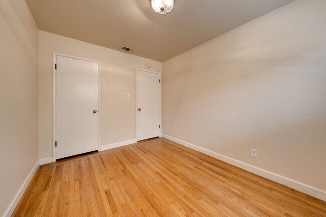 Building Photo - 5113 Sitton Way