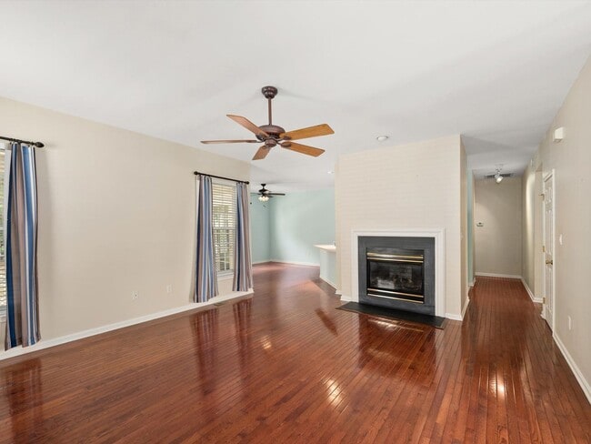 Building Photo - 9 Penhurst Ct