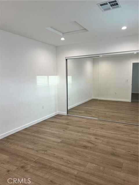 Building Photo - 1298 N Dominion Ave