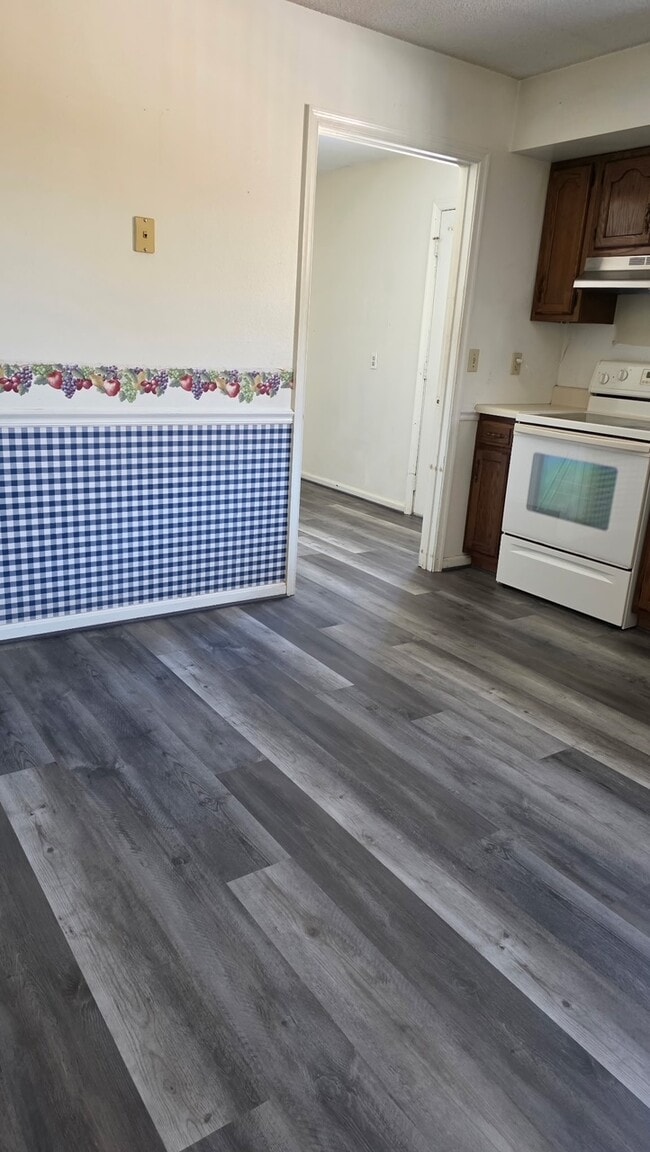 Building Photo - 126 Upshur Dr