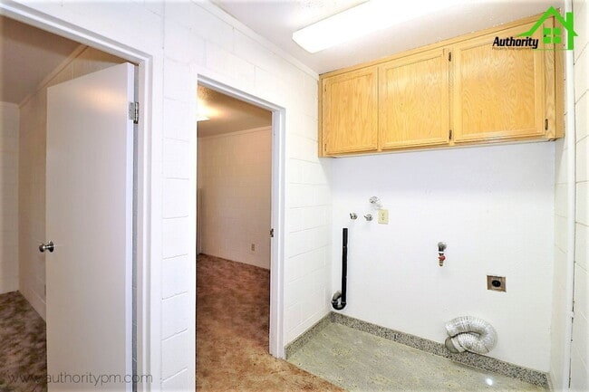 Building Photo - 6183 Verde Vale Ct
