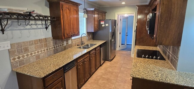 Building Photo - 3 Bedroom 2 Bathroom in Greenacres (N Boss...