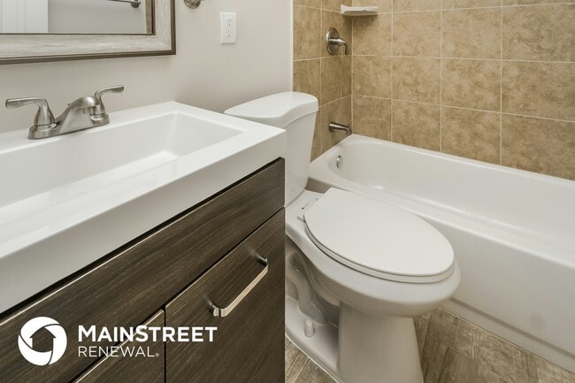 Building Photo - 2065 West Pkwy