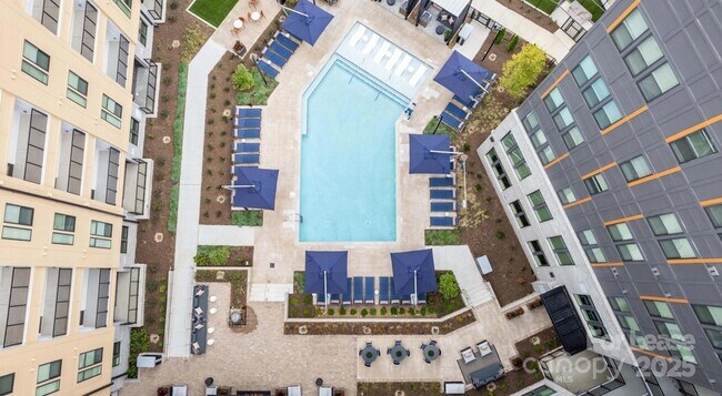 Building Photo - 4312 Yancey Rd