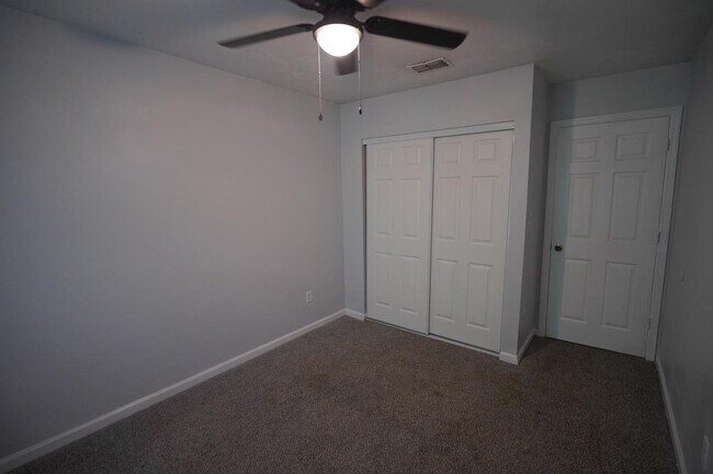 Building Photo - 2446 Talco Hills Dr