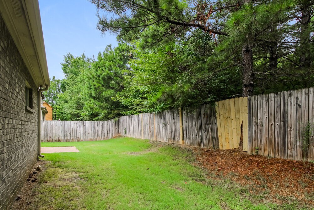 Building Photo - 9126 Karen Mill Cove
