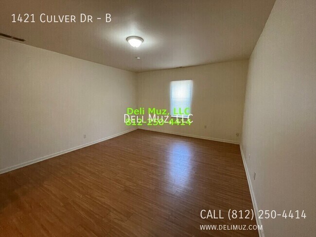 Building Photo - 1421 Culver Dr