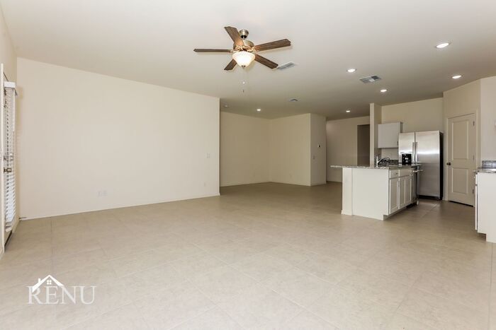 Building Photo - 35551 W San Capistrano Ave