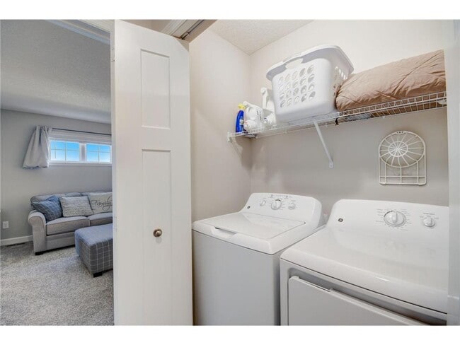 Building Photo - 1203 Lower 143rd St E