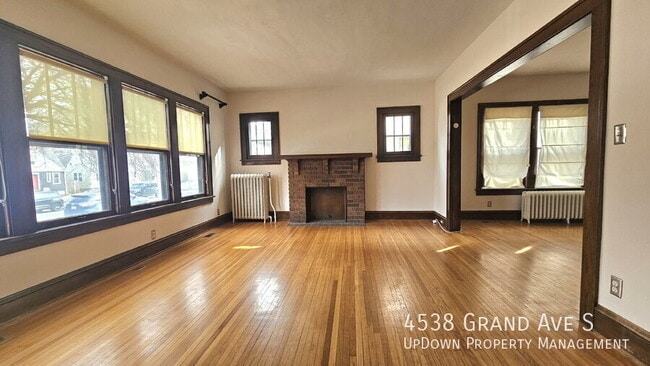 Building Photo - 4538 Grand Ave S