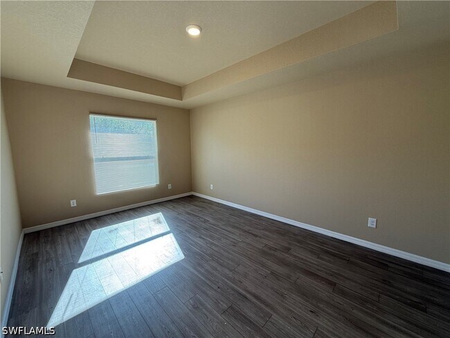 Building Photo - 6129 Laurelwood Dr