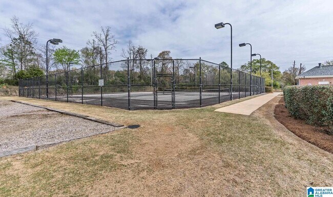 Building Photo - 115 Charlton Ln