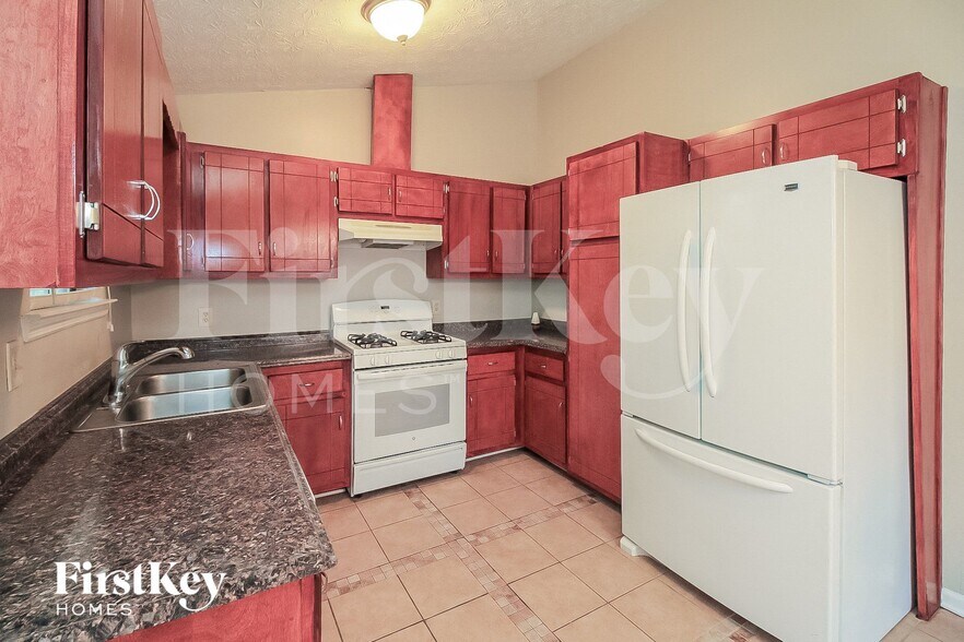 Building Photo - 7210 Buck Creek Dr