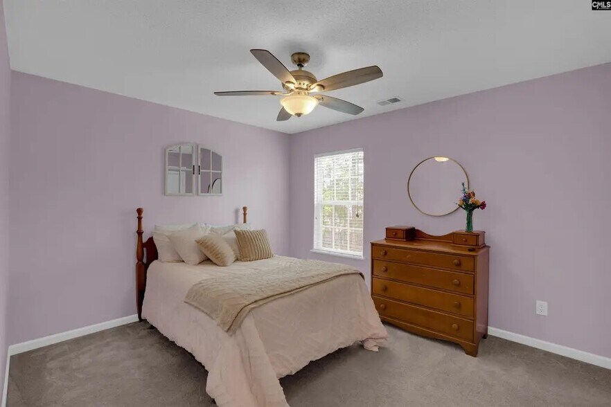 Building Photo - 2091 Lake Carolina Dr