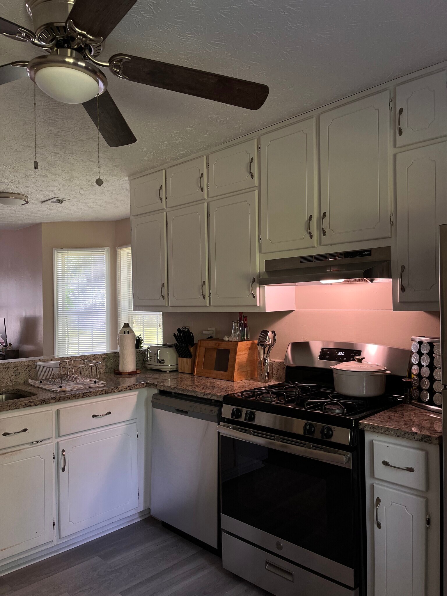 Building Photo - 681 Senoia Rd