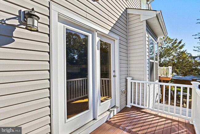Building Photo - 203 Natural Terrace