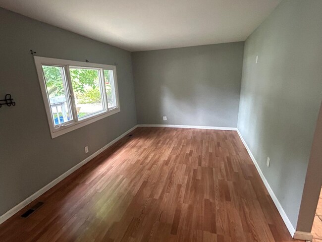 Building Photo - 3348 Wasmund Ave