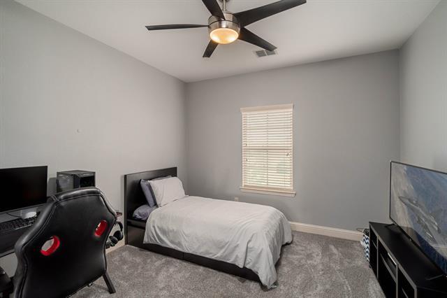 Building Photo - 410 Oxford Pl