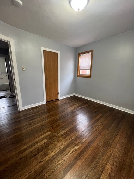 Building Photo - 720 Cranberry St