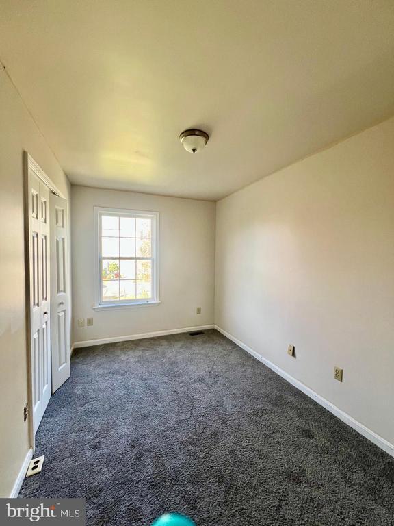 Building Photo - 149 Lexington Ct