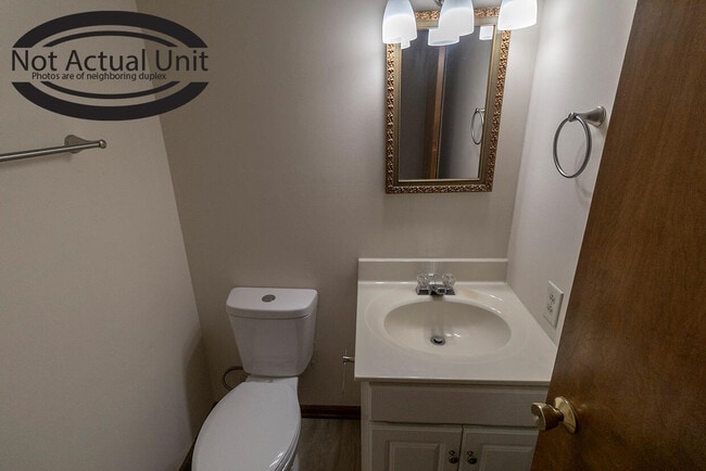 Building Photo - 3314 Belle Meade Dr