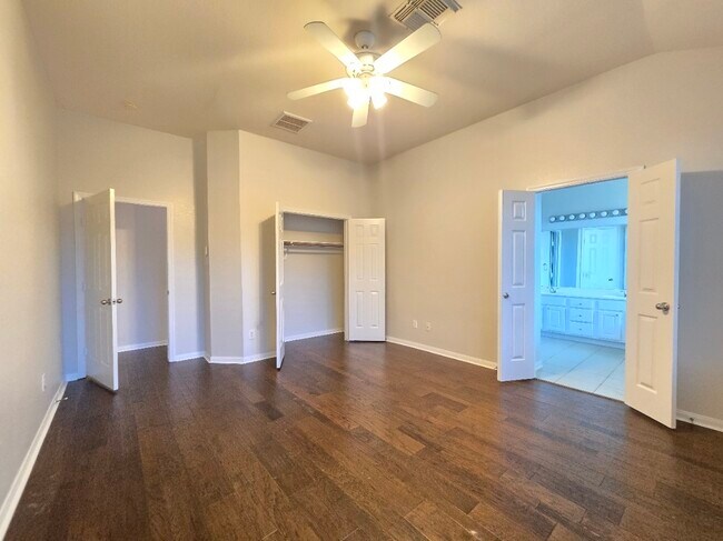 Building Photo - 18631 Mosshill Estates Ln