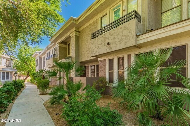 Building Photo - 15221 N Clubgate Dr