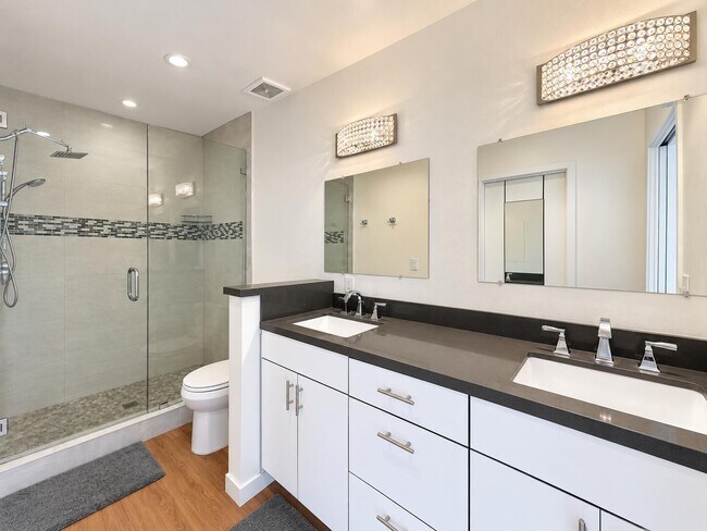 Building Photo - 72477 Rolling Knoll Dr