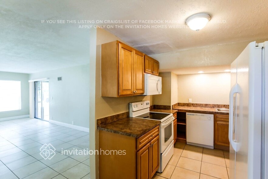 Building Photo - 1401 NW 58th Ave