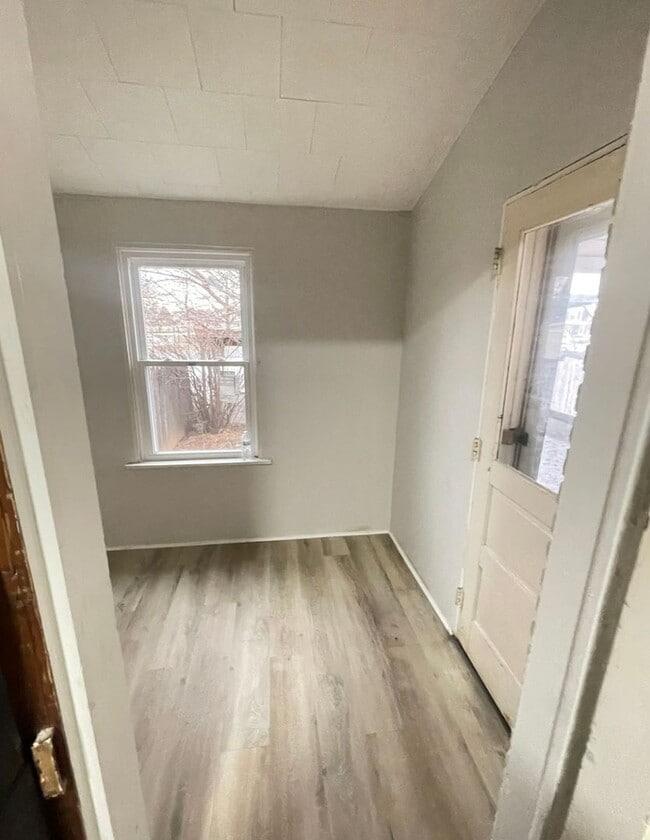 Building Photo - 3 Bed/ 1 Bath Home for Rent-237 N. Sherman St., York, PA