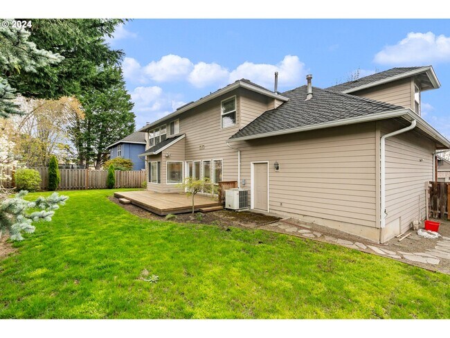 Building Photo - 15151 NW Channa Dr