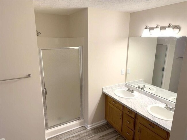 Building Photo - 228 Solomon Dr