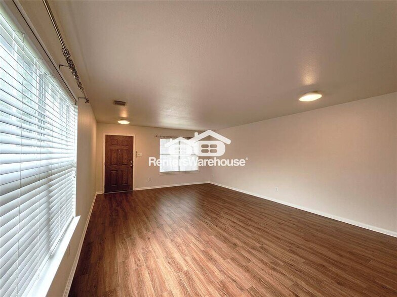 Building Photo - 9318 Windswept Grove Dr