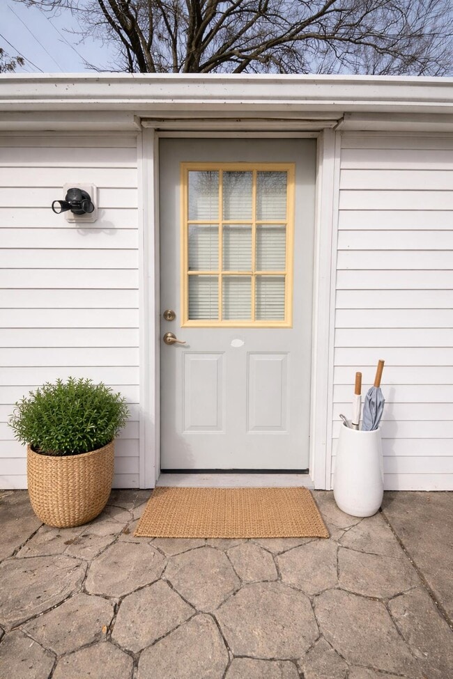 Building Photo - 2910 Mexico Gravel Rd