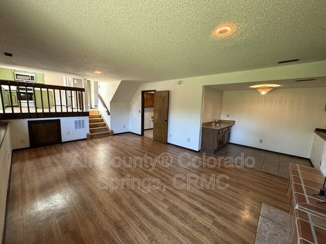 Building Photo - 4055 Thundercloud Dr