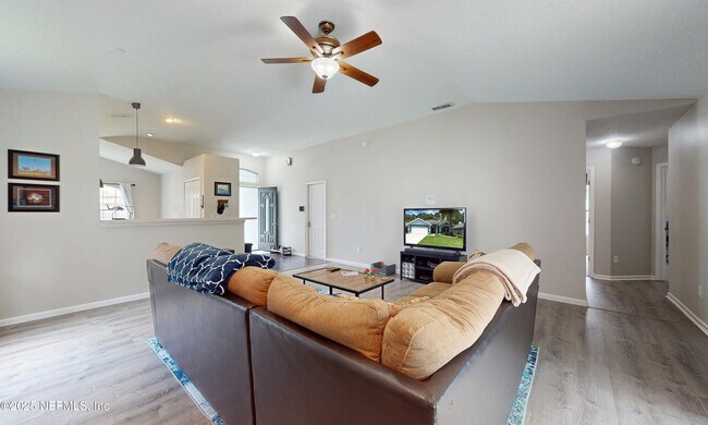 Building Photo - 9093 Fallsmill Dr