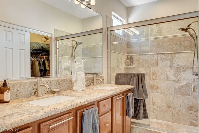 Building Photo - 8043 Arcadian Ln