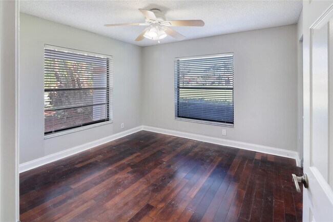 Building Photo - 11310 Lake Tree Ct