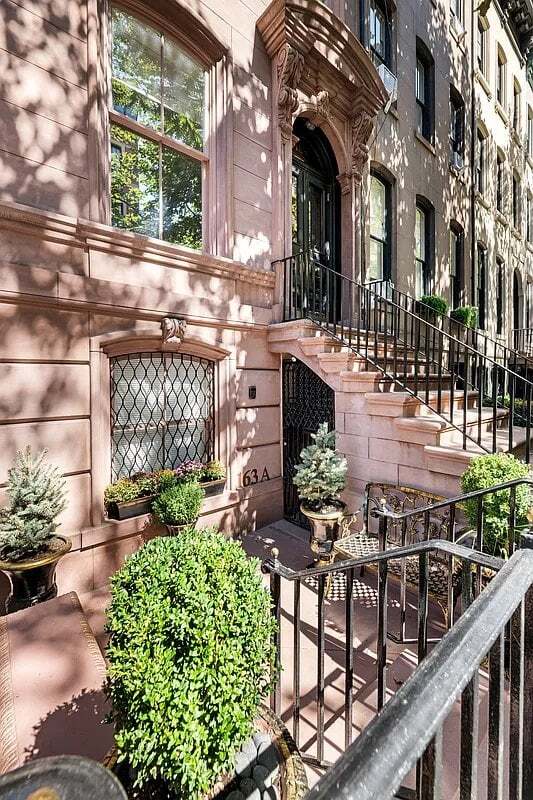 Building Photo - 163 E 71st St