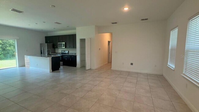 Building Photo - 7855 SW 127th Loop