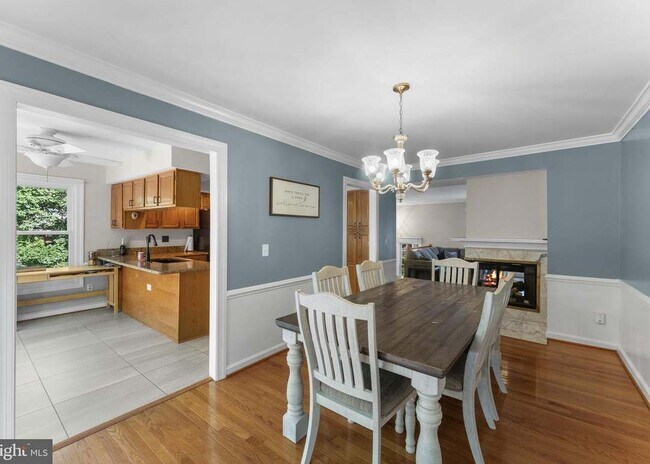 Building Photo - 12153 Abbey Glen Ct