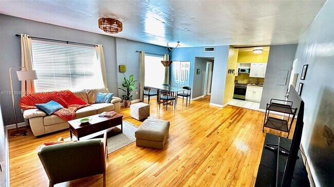 Building Photo - 1200 Euclid Ave