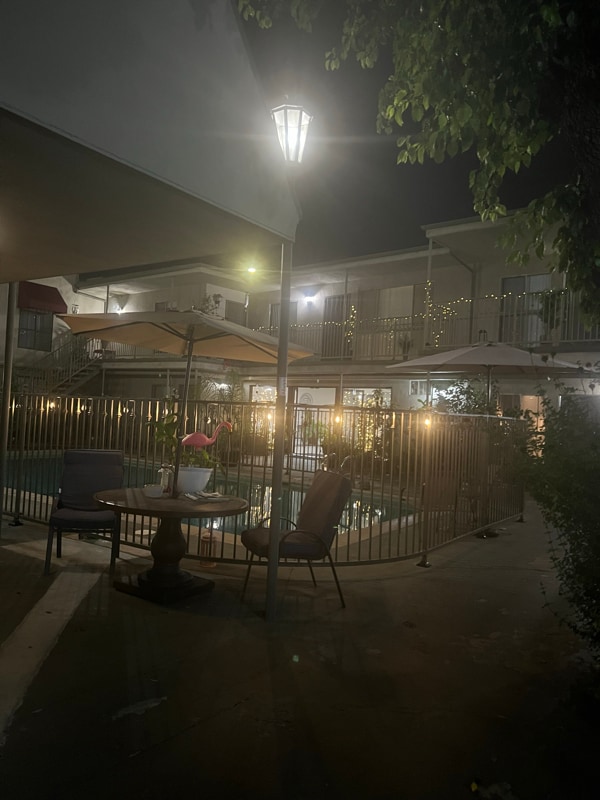 Building Photo - 20880 Ventura Blvd