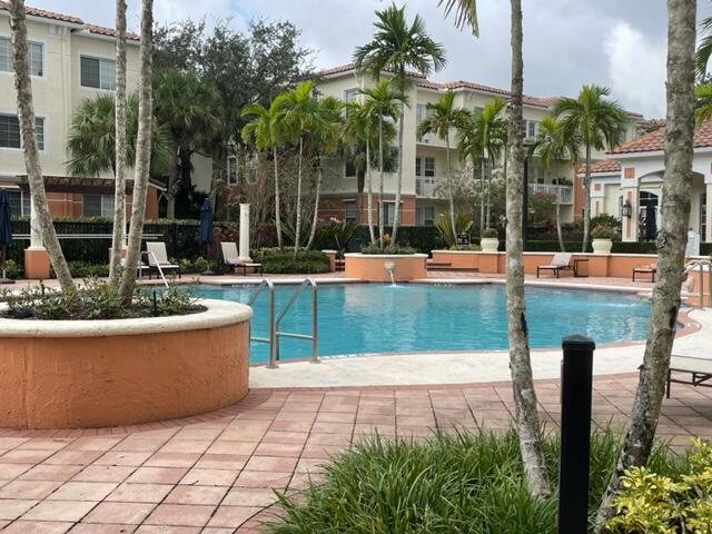 Building Photo - 9833 Baywinds Blvd