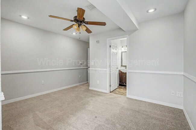 Building Photo - 9558 Pearl Cir