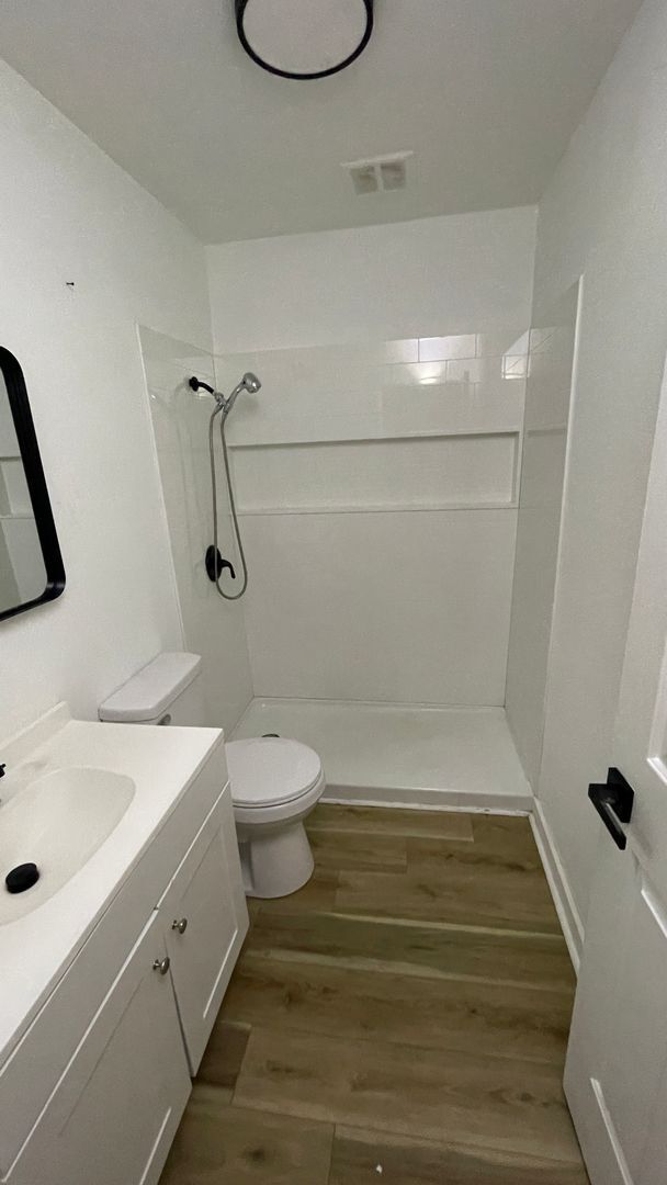 Building Photo - Spacious 4-Bed 2-Bath Home for Rent