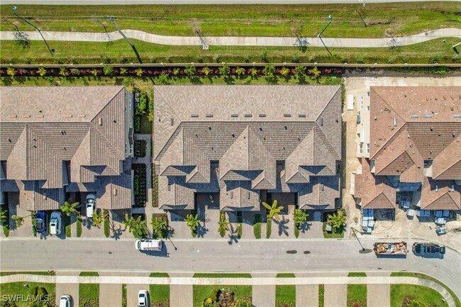 Building Photo - 4664 Arboretum Cir