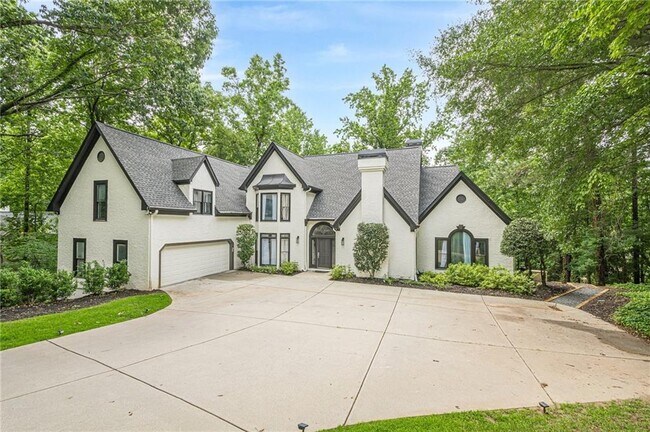 Building Photo - 700 S Brighton Ct