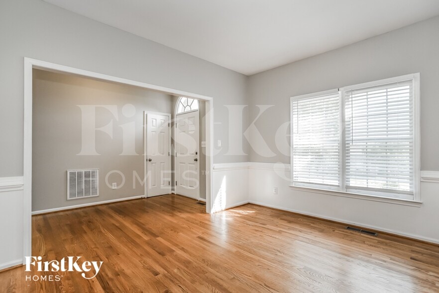 Building Photo - 13415 Willow Breeze Ln